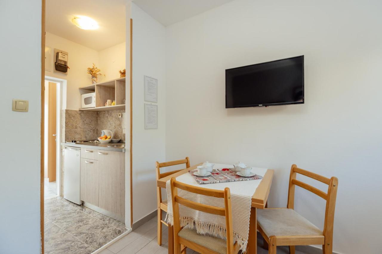 Apartmani Vico Herceg Novi Eksteriør billede