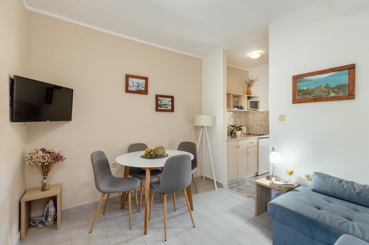 Apartmani Vico Herceg Novi Eksteriør billede